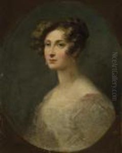 Portrait De Femme En Buste En Tenue De Bal