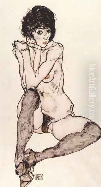 Sitting feminine act - view 1