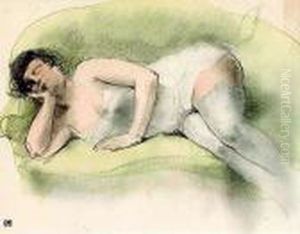Femme Couchee Sur Le Canape