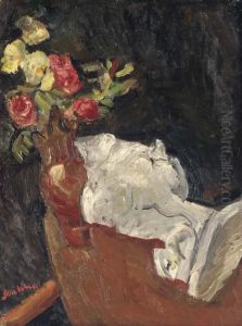 Bouquet De Rose A La Statue De Platre