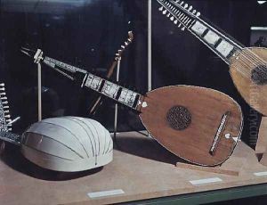Theorbo, 1637 by Matteo Sallas