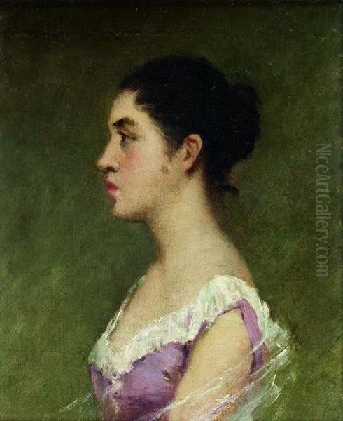 Portrait De Jeune Femme De Profil A La Robe Mauve - view 1