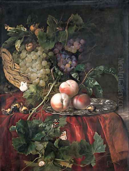Grapes in a basket - view 1