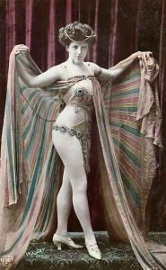 Postcard depicting an oriental dancer by Stanislaus Walery