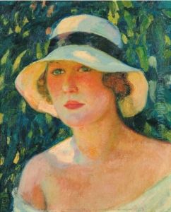 Femme Au Chapeau