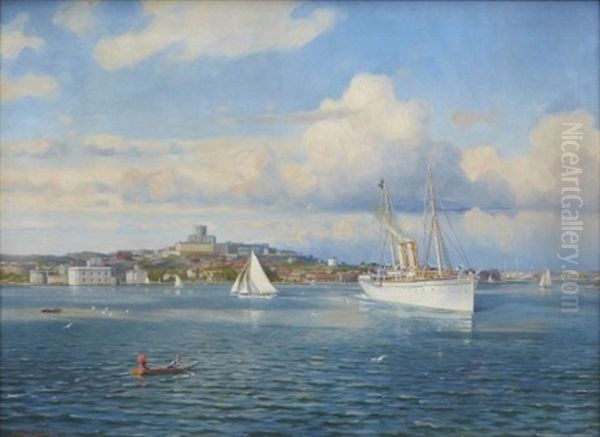 Carlstens Fastning Med Orlogsfartyget Hms Drott Vid Marstrands Sodra Inlopp - view 1