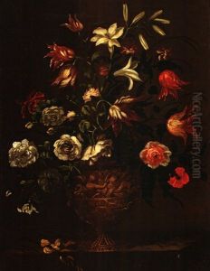 Blumenstrauss Mit Roten Nelken In Einer Reliefierten Tonvase