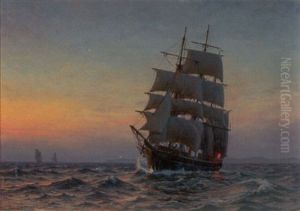 Tremaster Udfor Kyst. Solnedgang