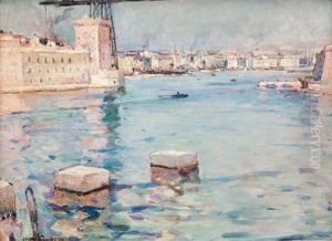 L'entree Du Vieux Port
