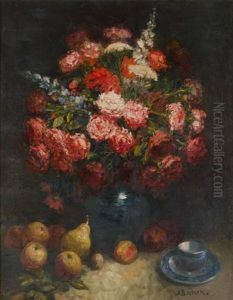 Vase Fleuri Avec Fruits En Avant-plan Vase Fleuri Avec Fruits En Avant-plan