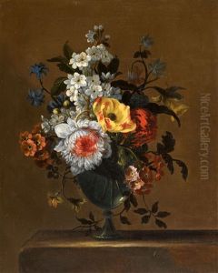 Apfelblutenzweig, Chrysanthemen Und Tulpen In Einer Glasvase