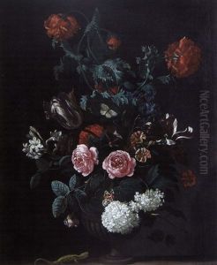 Bouquets De Fleurs Et Lezard Sur Un Entablement
