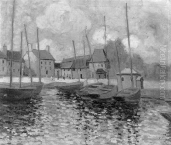 Bootshafen Mit Hausergruppe Unter Wolkigem Himmel - view 1