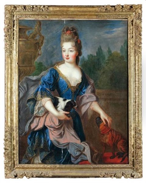 Portrait D'une Princesse De La Maison De France Sur La Terrasse D'un Jardin Avec Ses Deux Chiens - view 1