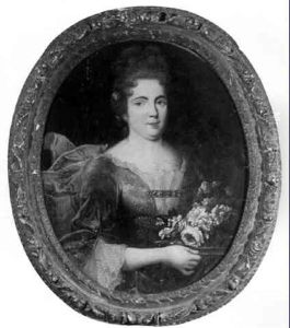 Portrait De Jeune Femme Tenant Une Corbeille De Fleurs