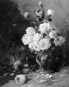 Aufgebluhte Rosen In Einer Keramikvase Aufgebluhte Rosen In Einer Keramikvase