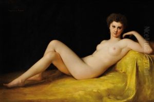 Nu Au Drape Jaune