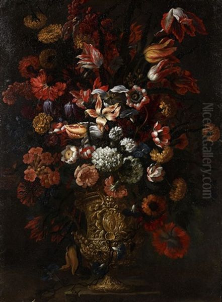 Bouquet De Fleurs Dans Un Vase Richement Sculpte Et Armorie (voir Armoiries) - view 1