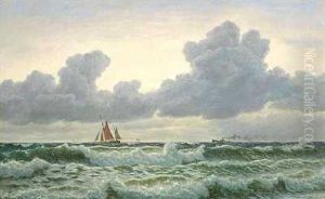Marine Med Morke Skyer, Der Traekker Op I Horisonten Marine Med Morke Skyer, Der Traekker Op I Horisonten