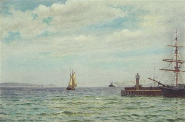 Marine Med Skibe Ud For Indsejlingen Til Arhus Nordhavn, Og Udsigt Til Mols Hoved - view 1