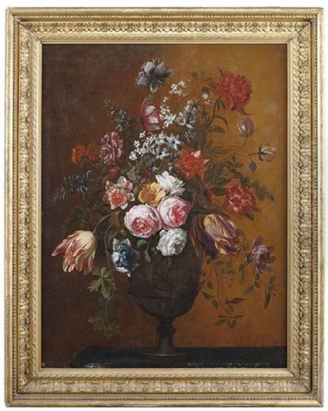 Blumenstilleben In Einer Reliefierten Vase Auf Steinpodest - view 1