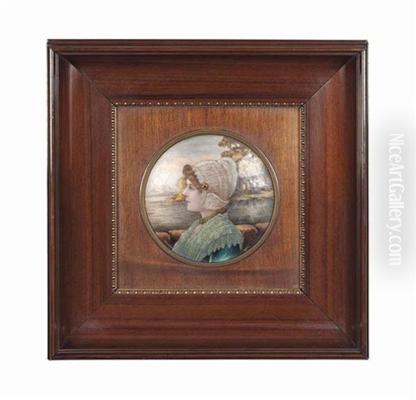 Portrait Roundel - view 1