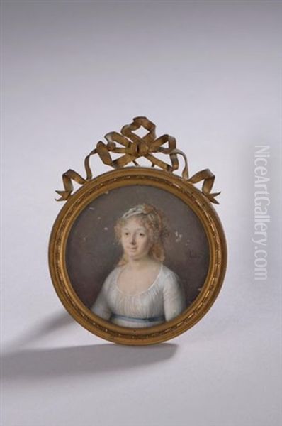 Portrait De Femme Blonde, A Mi-corps Vers La Gauche, En Robe Blanche A Decollete - view 1