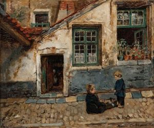 Enfants Dans Une Cour