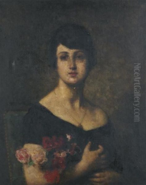 Portrait De Femme Tenant Un Bouquet De Roses Sous Son Bras Droit - view 1