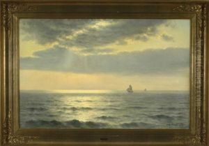 Segelboote Auf Weiter See Mit Hinter Wolken Verborgener Sonne