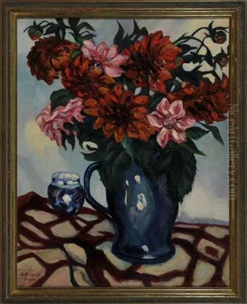 Astern Und Dahlien In Einer Blauen Henkelvase, Daneben Ein Marmeladenglas - view 1
