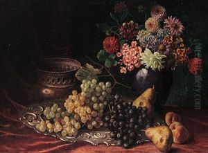 Obst- Und Blumenstilleben: Bunter Straus Mit Trauben, Pfirsichen Und Birnen