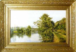 Le Pont De Chemin De Fer Sur La Riviere