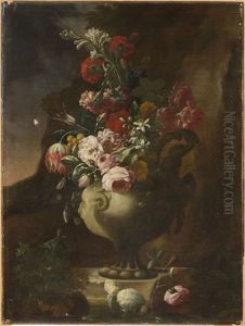 Grande Composition Au Vase Fleuri De Tulipes, Oeillets, Roses Sur Une Pierre Grande Composition Au Vase Fleuri De Tulipes, Oeillets, Roses Sur Une Pierre