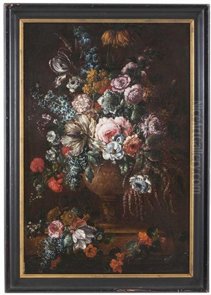 Blumenstillleben In Skulptierter Steinvase - view 1