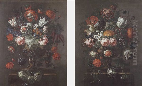 Bouquet De Fleurs Dans Un Vase En Bronze - view 1