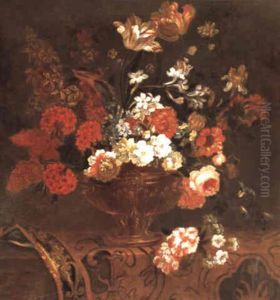 Vase De Fleurs Sur Un Entablement Recouvert D'untapis