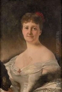 Femme En Robe De Bal