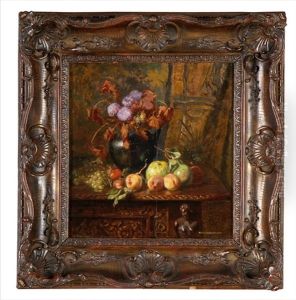 Herbstliches Stillleben Mit Blumenstrauss, Pfirsichen, Apfeln Und Trauben