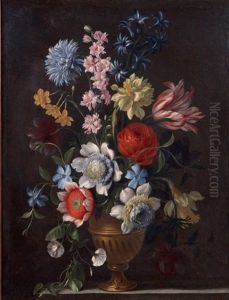 Bouquet De Fleurs Dans Un Vase En Bronze Dore