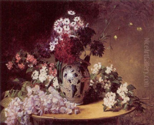 Opstilling Med Blomster Pa Bord Og I Vase - view 1