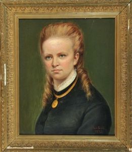 Portrait Einer Jungen Frau Im Schwarzen Kleid Mit Goldenem Amulett