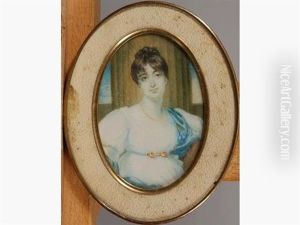 Portrait De Jeune Femme En Robe De Voile Blanc Et Echarpe Bleue Devant Une Colonne Dorique Portrait De Jeune Femme En Robe De Voile Blanc Et Echarpe Bleue Devant Une Colonne Dorique