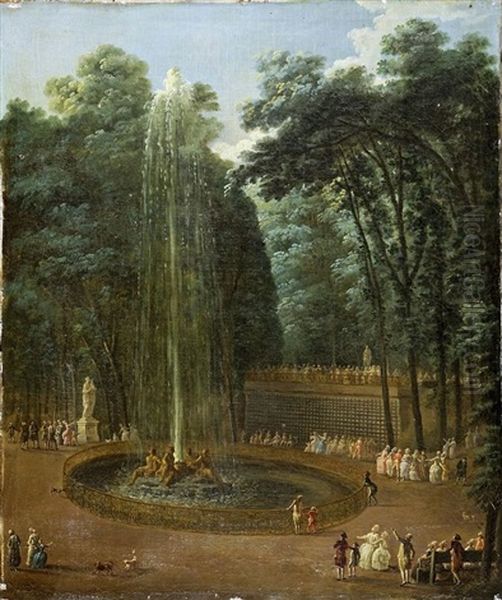 Une Foule Assistant A La Mise En Eau D'une Fontaine Dans Les Jardins De Versailles - view 1