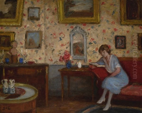 Femme Lisant Dans Un Interieur - view 1