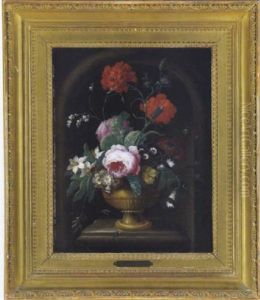 Ein Blumenstraus Mit Rosen, Nelken Und Anderen Bluten In Einer Plastisch Verzierten Metallvase