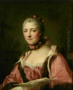 Portrait De Jeune Femme En Robe Bleue