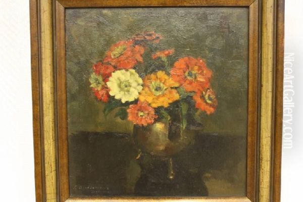 Bloemen In Koperen Pot - view 1