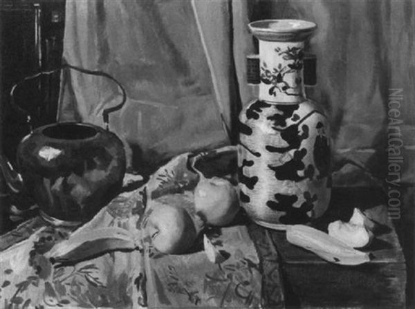 Obststilleben Mit Porzellanvase Und Messingkanne - view 1