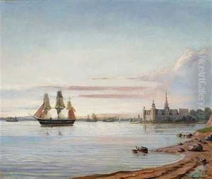 Stille Dag Pa Sundet Ud For Kronborg